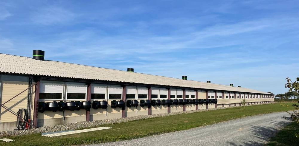 Stal met nieuwe Fantura windkap